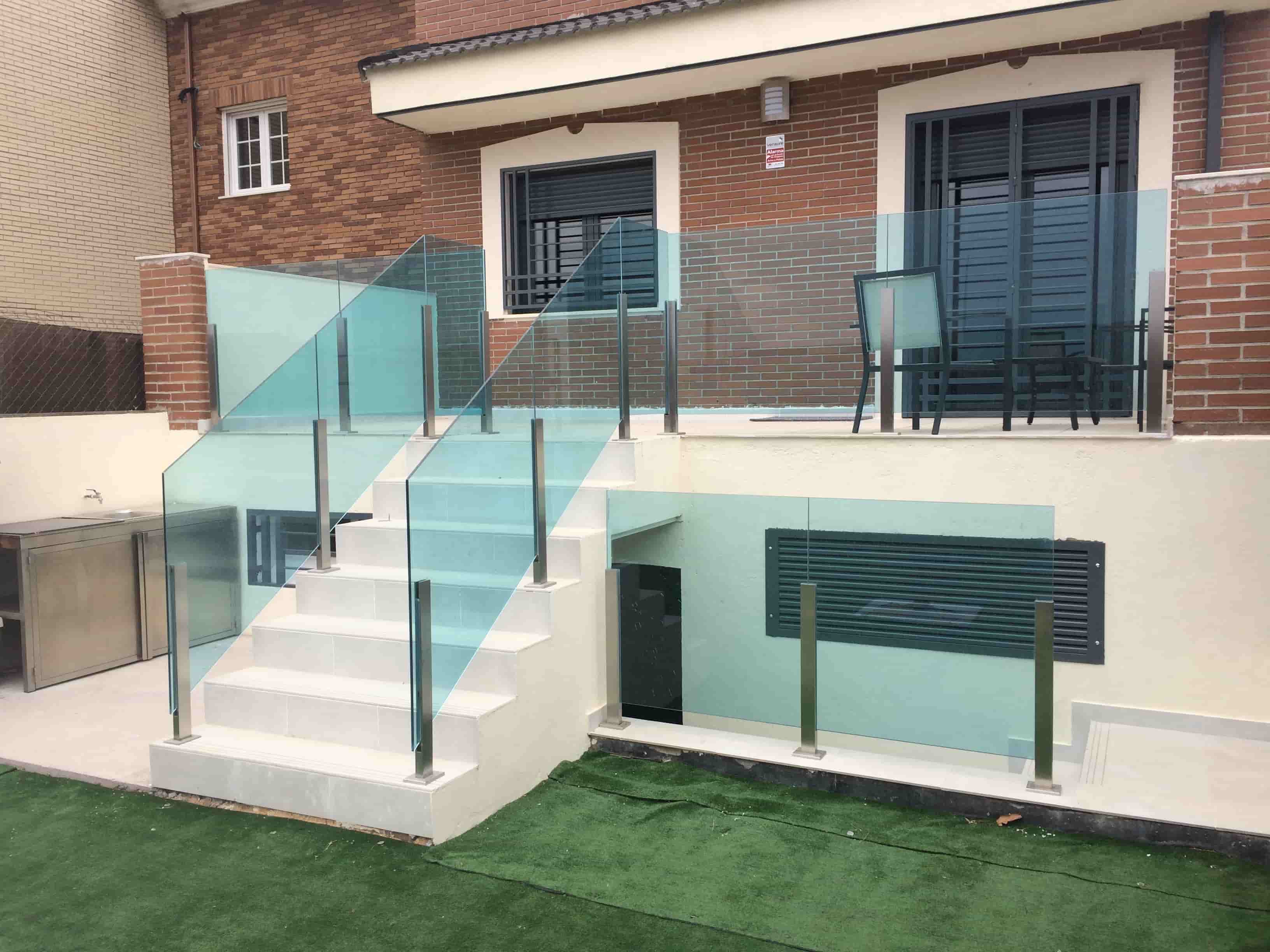 barandilla de vidrio